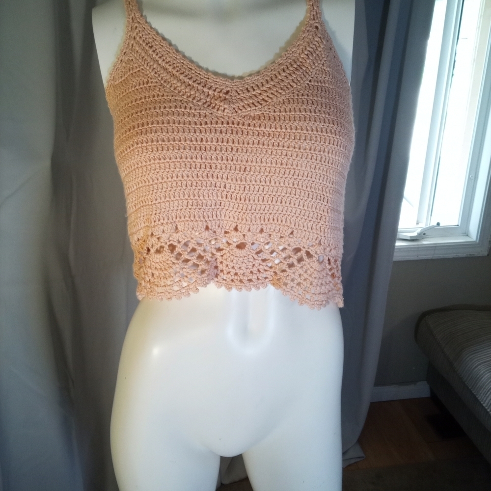 Elegant Peach Crochet Crop Top